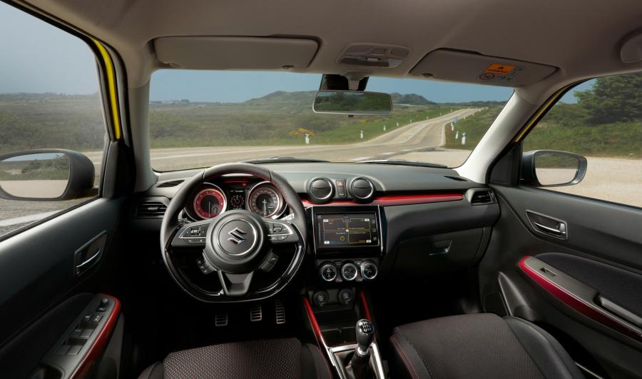 Торпедо Suzuki Swift Sport 2017 года  (WW) (фото 11 из 48)